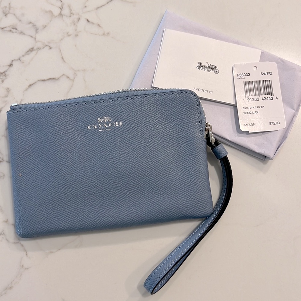 Coach Leather Corner Zip Wristlet Clutch